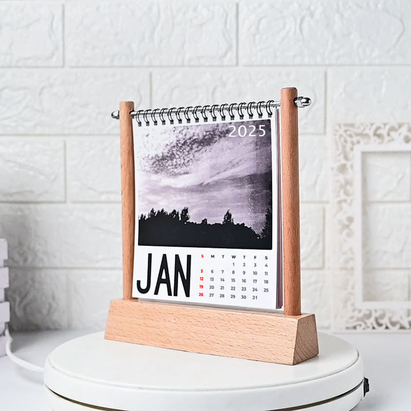 2025 Calendar Wooden Hanger