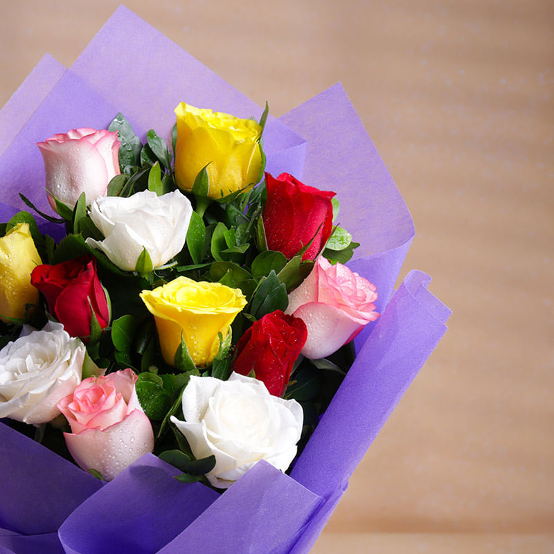 Buy Mixed Roses Flower Bouquet Online