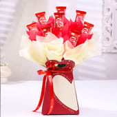 Sweet Heart Kitkat Bouquet 8 piece