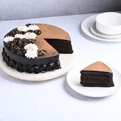 Divine Truffle Chocolate Cake - Cake With Slice