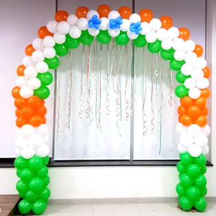 Independence Day Balloon Arch