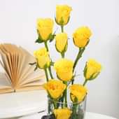 10 Yellow Rose In Vase