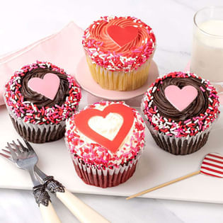 Dainty Valentine Cupcakes