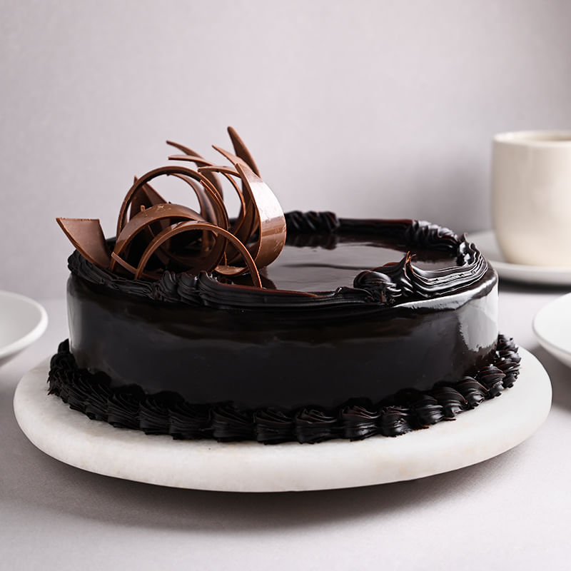 Irresistible Choco Truffle Cake With Bamboo