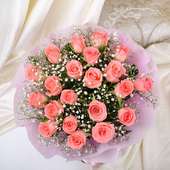 Beautiful Bunch of 25 Pink Roses with Zoomed View