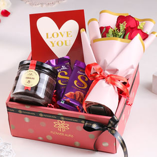 Expression Of Love Gift Hamper