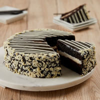 White Chocolate Mousse Cake: White & Chocolate Mousse Cake