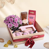 Gourmet Daisy Delight Basket MKTPLC