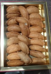 Dry Gujiya Om Sweets