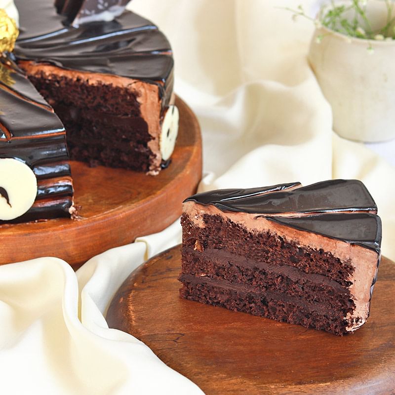 Choco Ferrero Cake Delivery