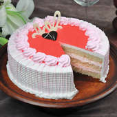 Strawberry birthday Cake-E