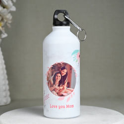  If You Are On The Lookout For The Perfect Mothers Day Gift Then Get Your Eye On This Customised Sipper Bottle. 