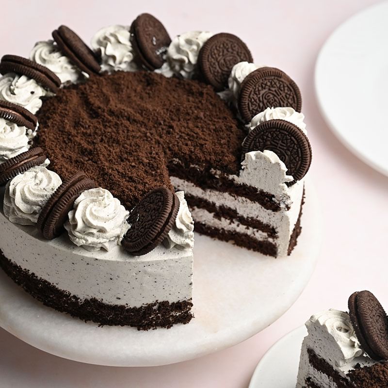 Enchanting Oreo Cake Online Delivery