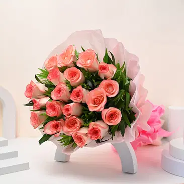 Send a Bunch of Enchanted Blue Box Flower Online, Price Rs.1195 | FlowerAura