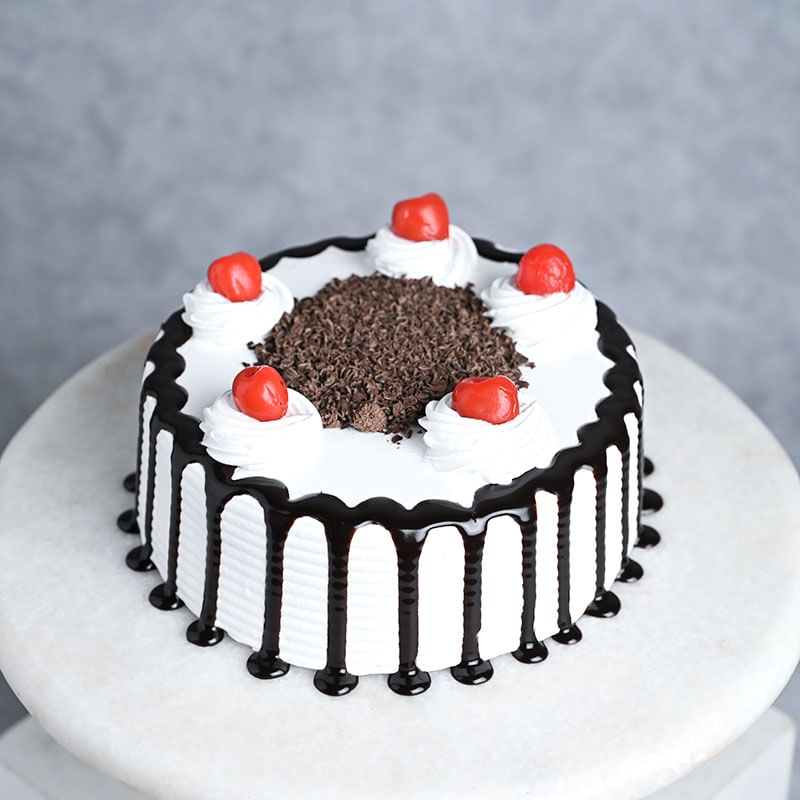 Half Kg Blackforest Cake 