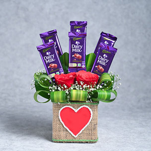 Cadbury Rosy Love: Buy Flowers Arrangement Online