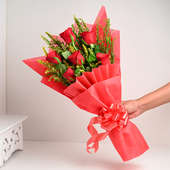 Majestic Bouquet Of Roses: Red Roses Bouquet 