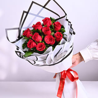 Red Roses Of Love Bouquet