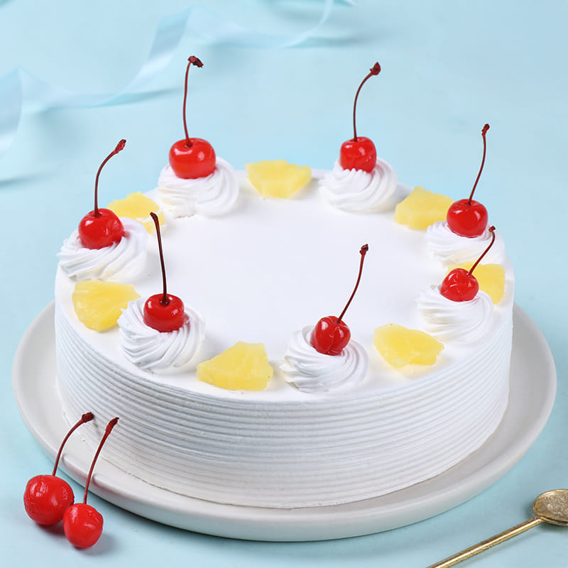 Tropical Pineapple Bliss Cake