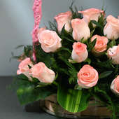 20 Baby Pink Roses in Round Handle Basket