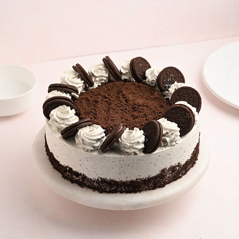 Enchanting Oreo Cake Online Delivery