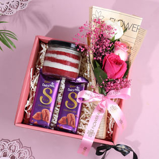Blooms N Indulgence Gift Box