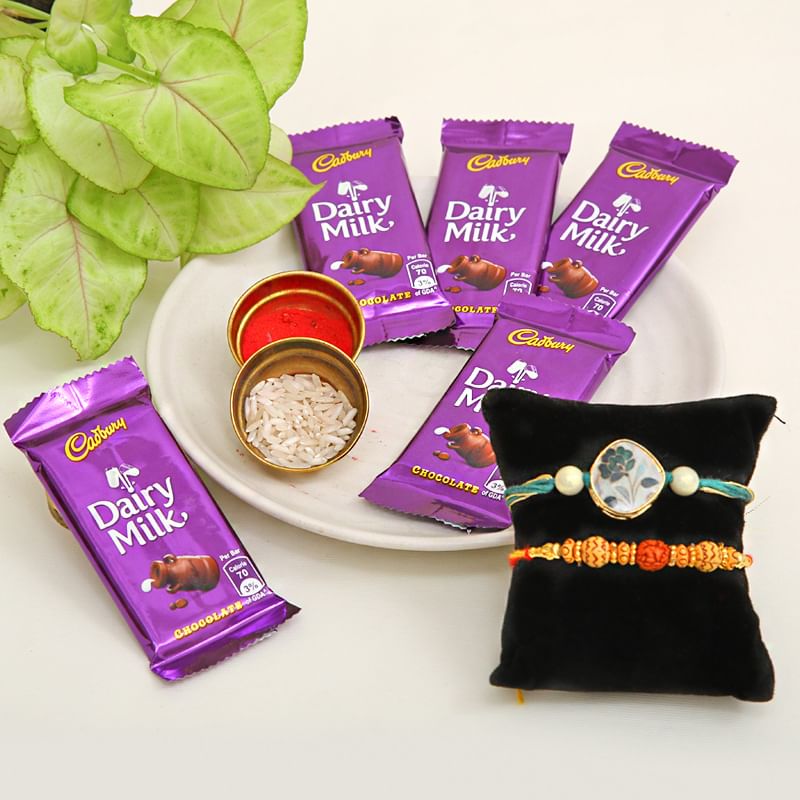 Rakhi With Five Kitkat chocolates