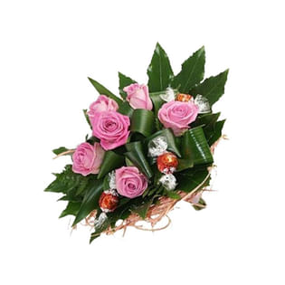 Roses Charm Lindt Delights