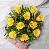 Bunch of 10 Yellow Roses with Zoomed in View