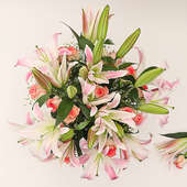 Online flowers delivery in India- send Pleasing Lily Rose Vase