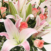 Order arrangement of 4 pink lilies And 15 pink roses