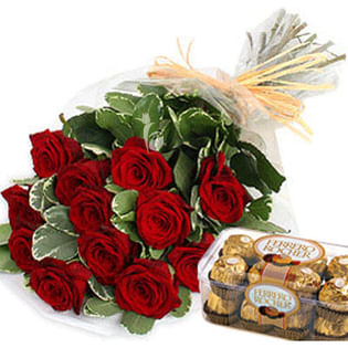 Red Roses N Rochers