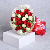Bouquet of Bunch of 25 Red & White Roses
