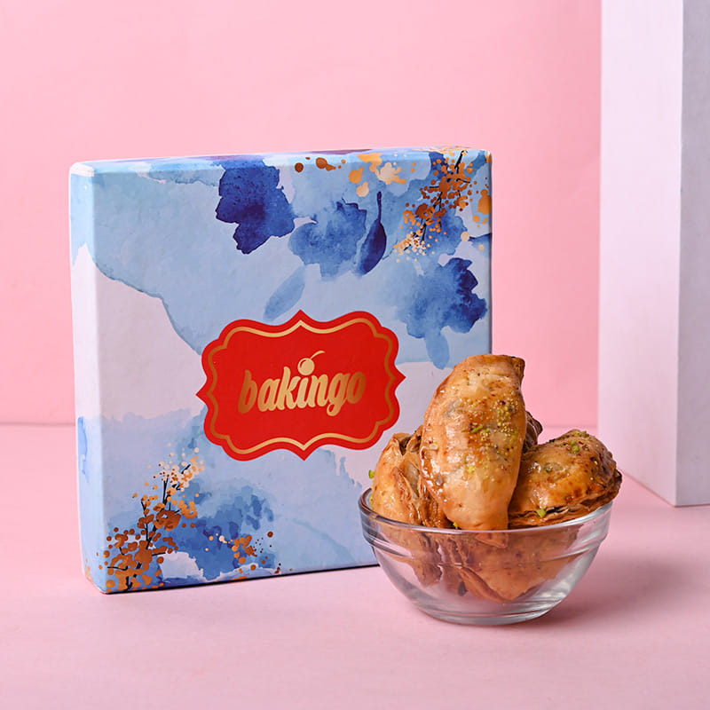 Gulal Mug And Water Gun With Rochers Holi Hamper