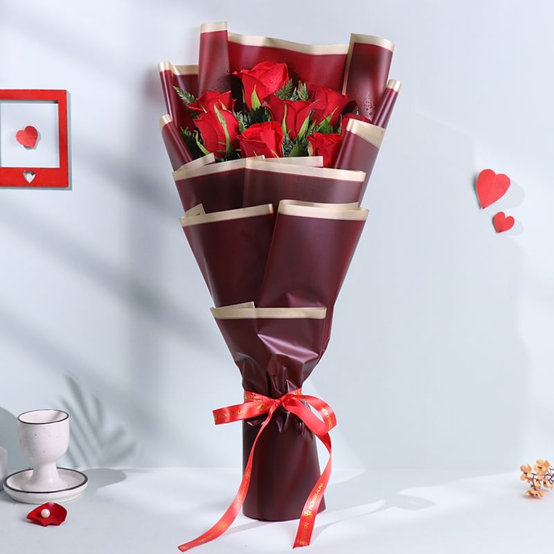 Bunch of 8 Red Roses in Maroon Premium Paper