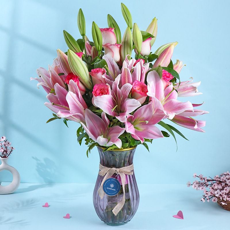 Pleasing Lily Rose: Online Flower Delivery Across India