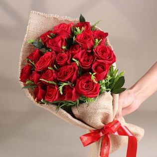 Bouquet of 20 Red Roses in a stunning jute packaging
