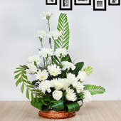 20 White Flowers in Basket