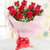 Bouquet of 12 red lovely roses