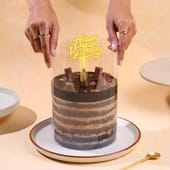 Order Kit Kat Pull me Up cake