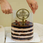  Kit Kat Pull me Up cake for birthday