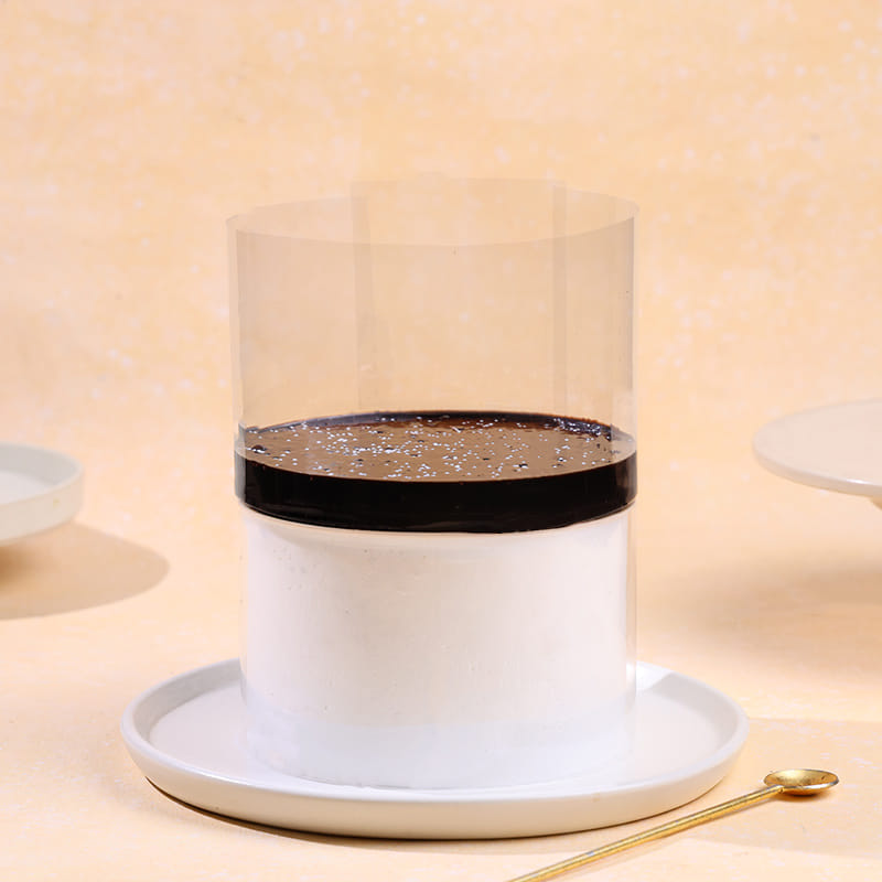 Chocolaty Pull Me Up Cake for Anniversary