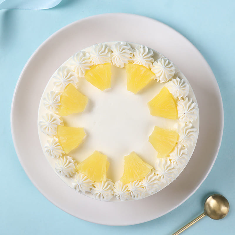 Scrumptious Pineapple Cake