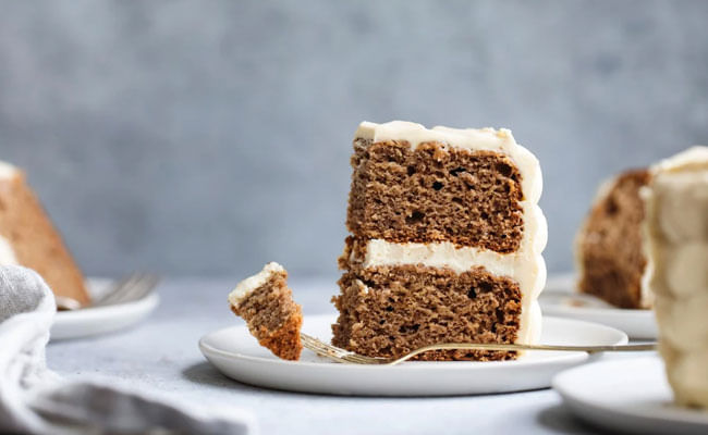 6 Tried-and-Tested Ways to Keep Your Cakes Moist for Days