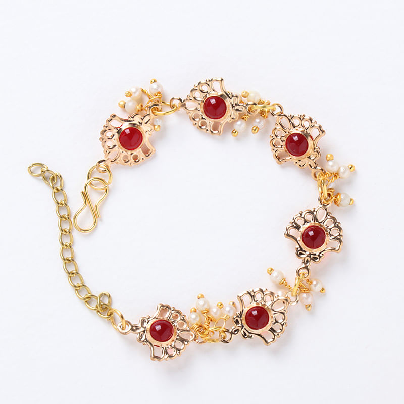 Zoom View Beaded Rakhi Bracelet
