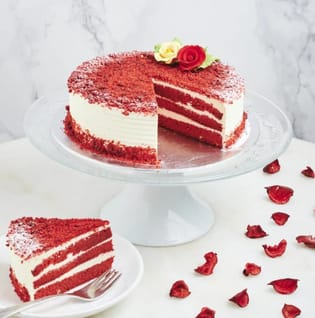 Red Velvet Cheesecake Indulgence