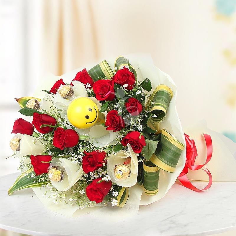 Side view of Smile All the Way gift combo