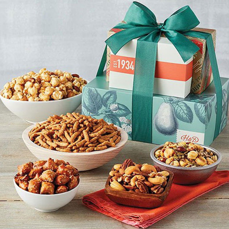 Crunchy Snack Assortment Hamper