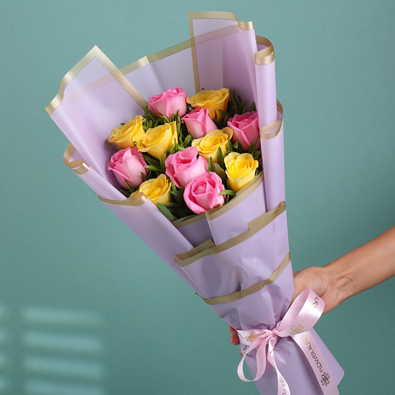 A Dreamy Embrace Of Dazzling Roses