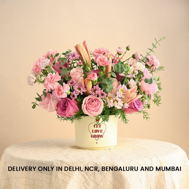 Affectionate Floral Harmony